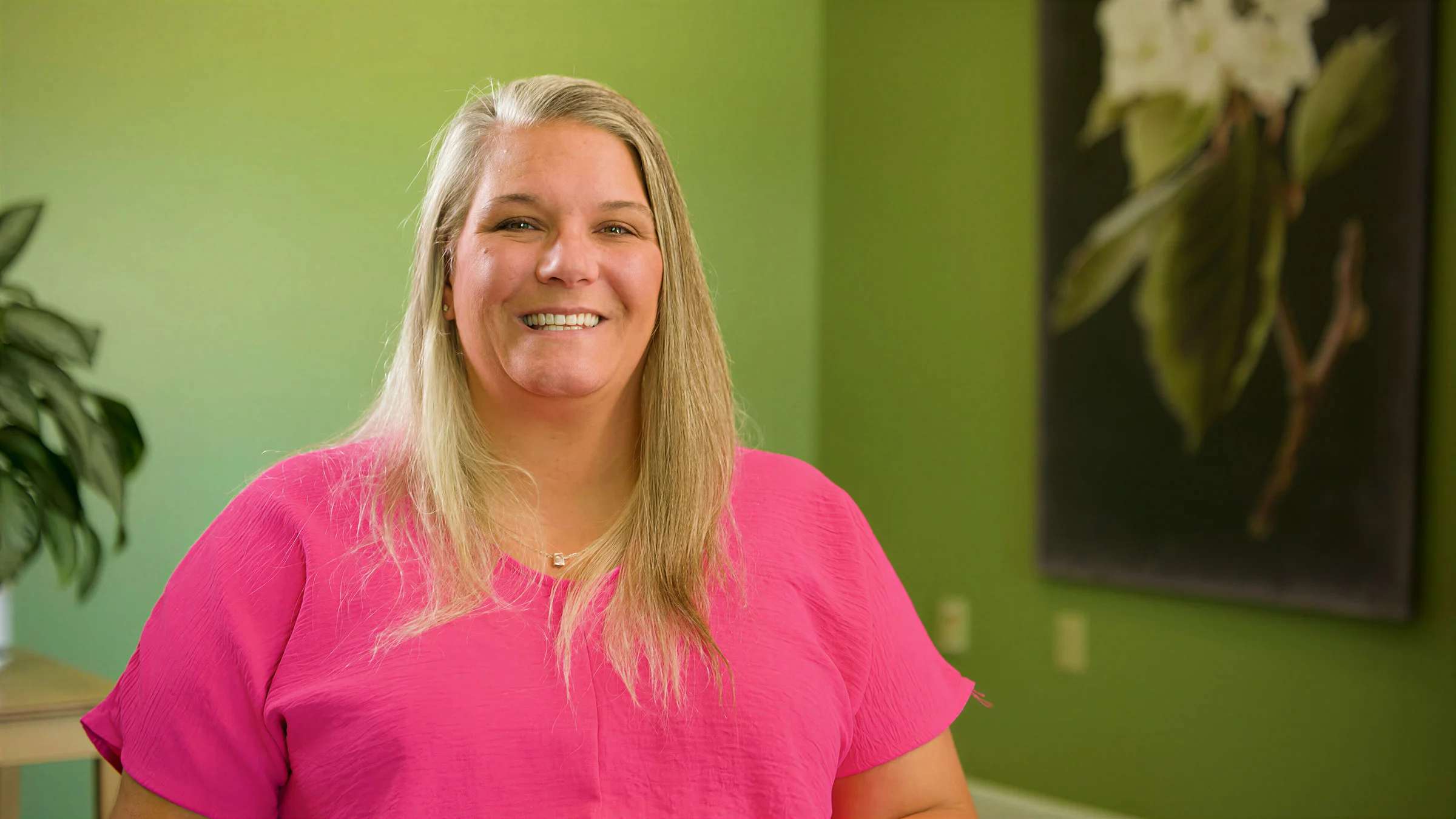 Brooke T. sharing a video review of general dentistry at Broadway Dentistry in Fort Wayne, Indiana