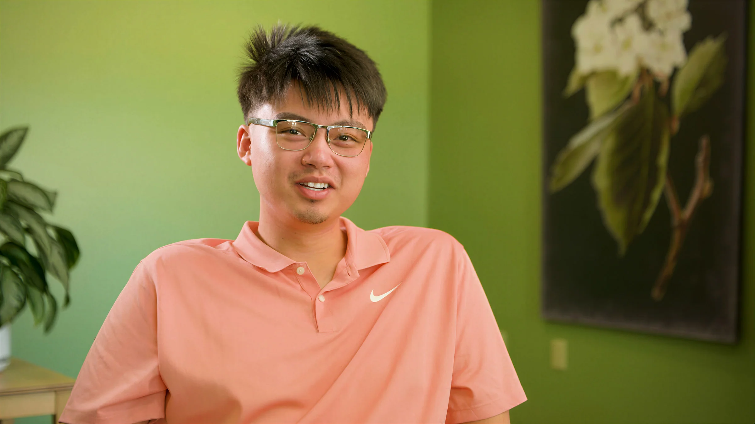 Wenjix L. sharing a video review of general dentistry at Broadway Dentistry in Fort Wayne, Indiana